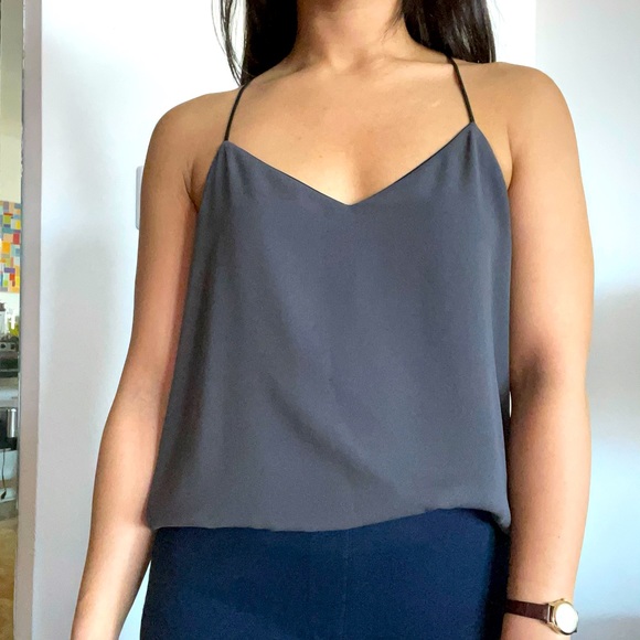 Express Reversible V-Neck Cami - Picture 7 of 8